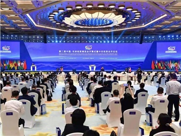 第二屆中非經貿博覽會開幕，圣澳威斯載譽大會指定服裝品牌