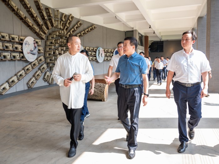 湖南省副省長陳飛一行蒞臨圣得西產(chǎn)業(yè)園，圣澳威斯備受關(guān)注！